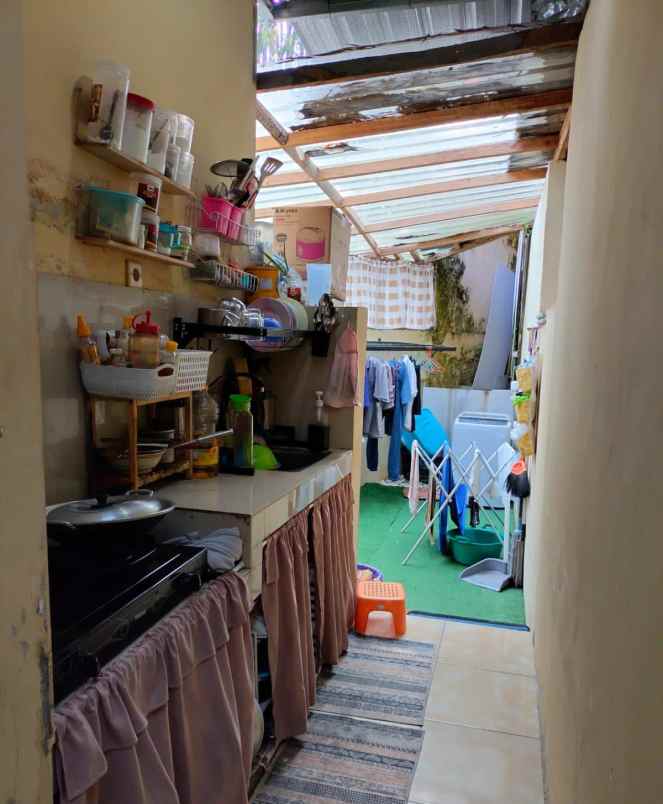 dijual rumah purwomartani