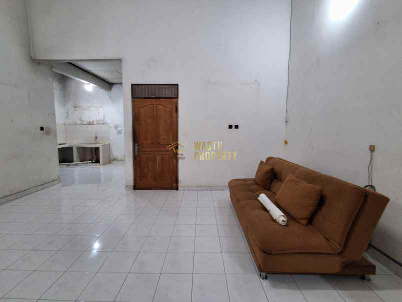 dijual rumah purwomartani