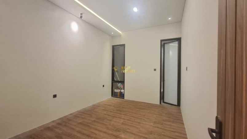 dijual rumah purwomartani