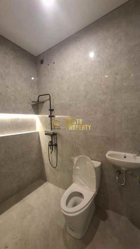 dijual rumah purwomartani