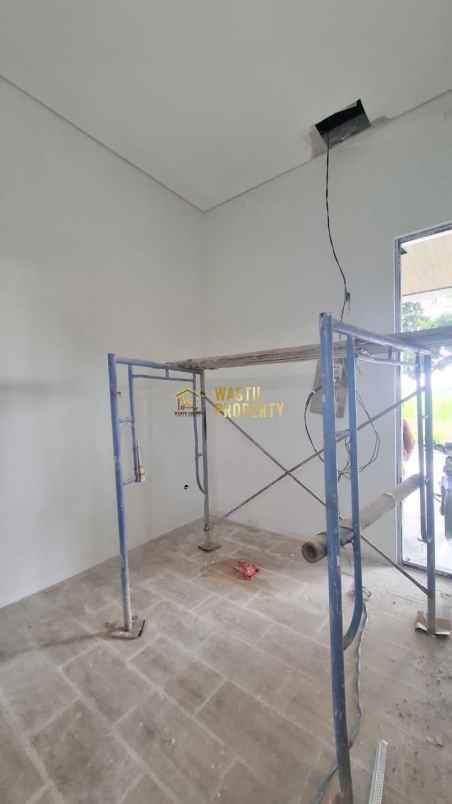 dijual rumah purwomartani