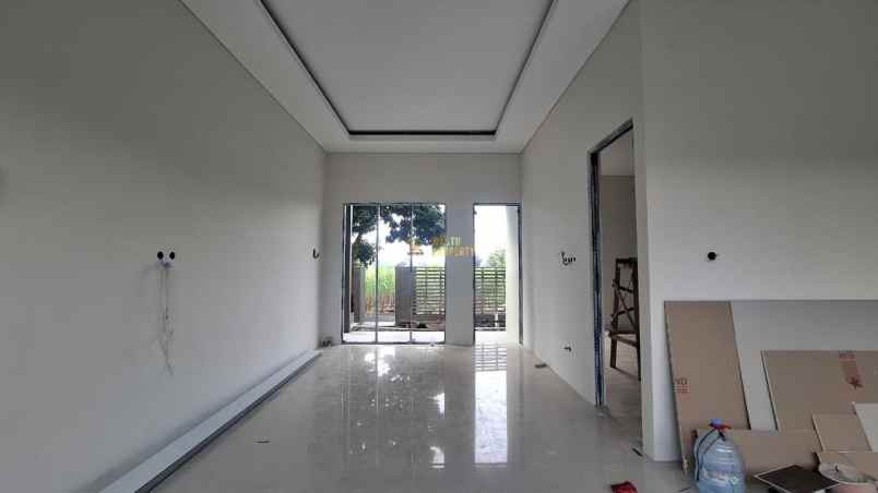 dijual rumah purwomartani