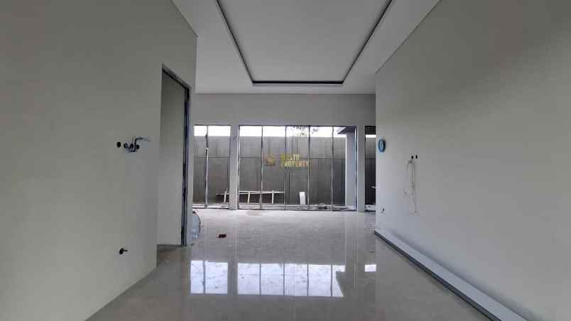 dijual rumah purwomartani