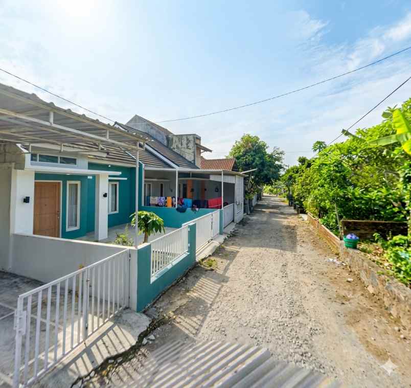dijual rumah purwomartani