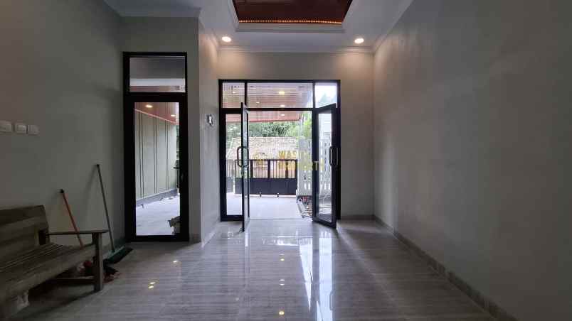 dijual rumah purwomartani kalasan