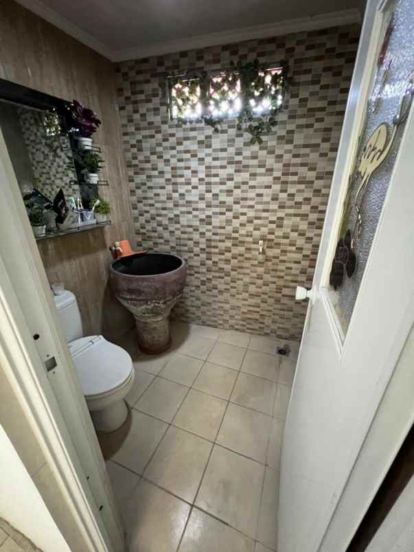 dijual rumah rawamangun