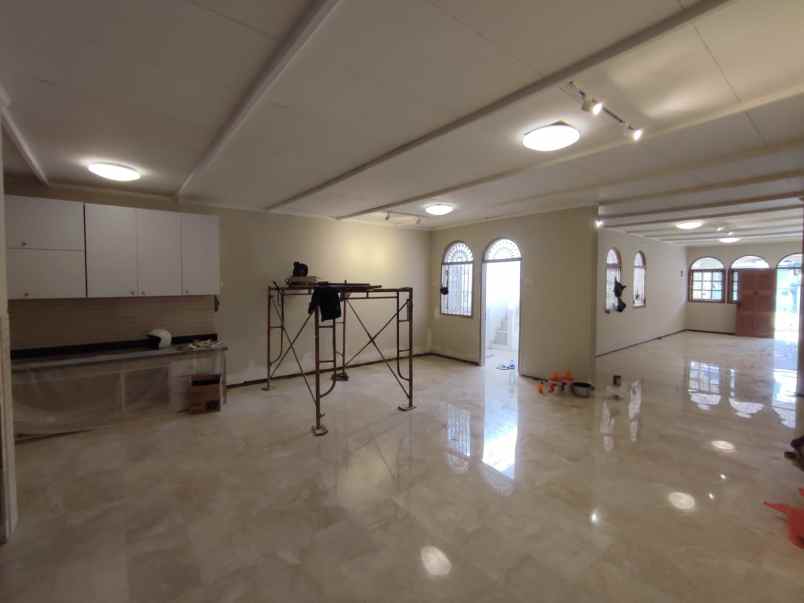 dijual rumah rawamangun dekat sekolah