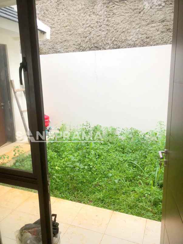 dijual rumah ready stok dekat akses tol desari