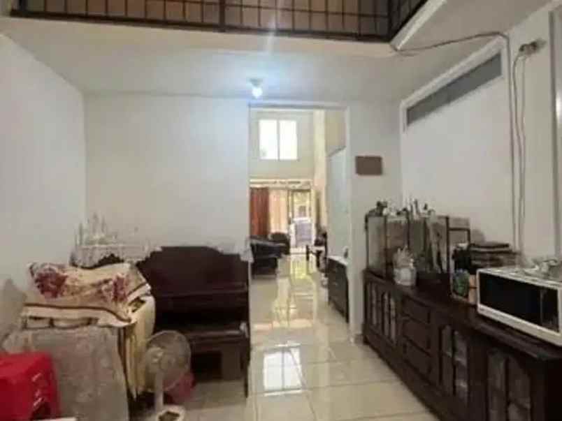 dijual rumah renovasi total siap huni kemang pratama