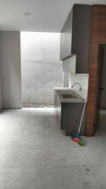 dijual rumah riung arum riung bandung