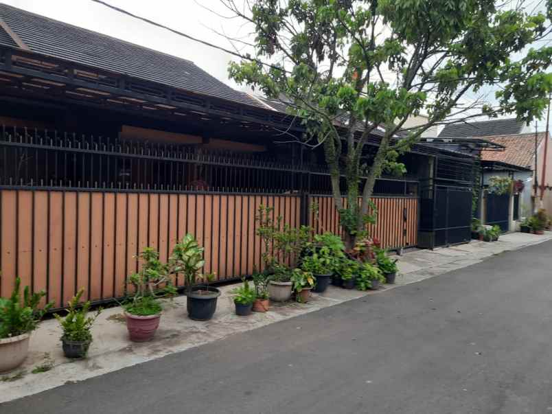 dijual rumah riung bandung cisaranten