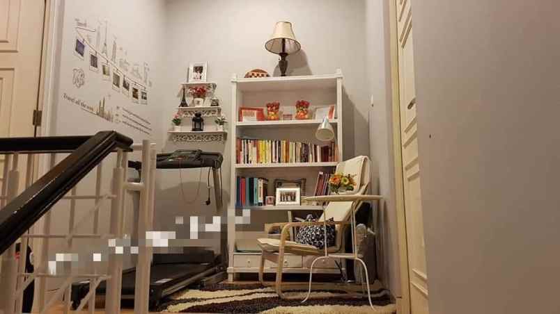 dijual rumah royal residence