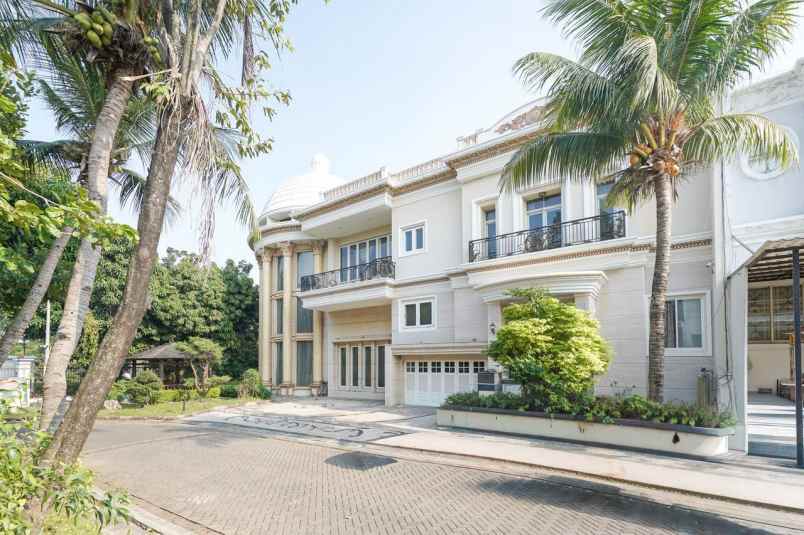 dijual rumah rumah mediterania