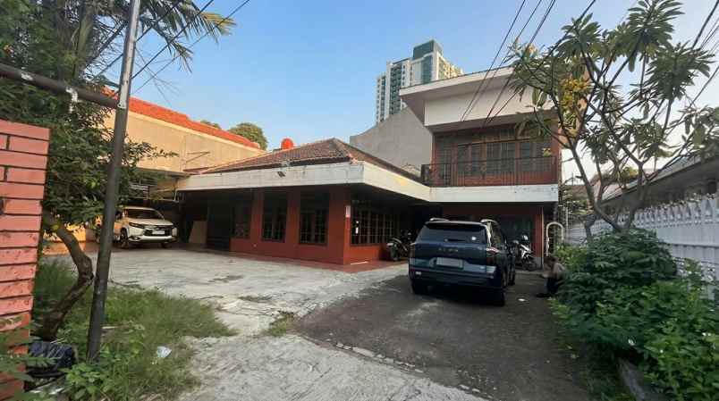 dijual rumah rumah salemba jakarta pusat
