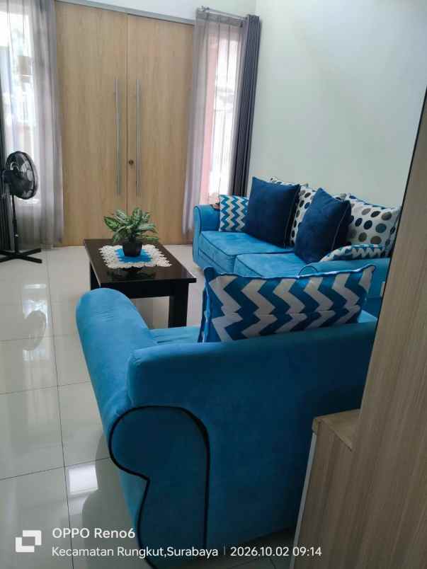 dijual rumah rungkut