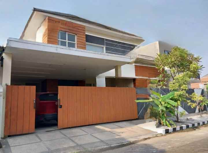 dijual rumah rungkut asri