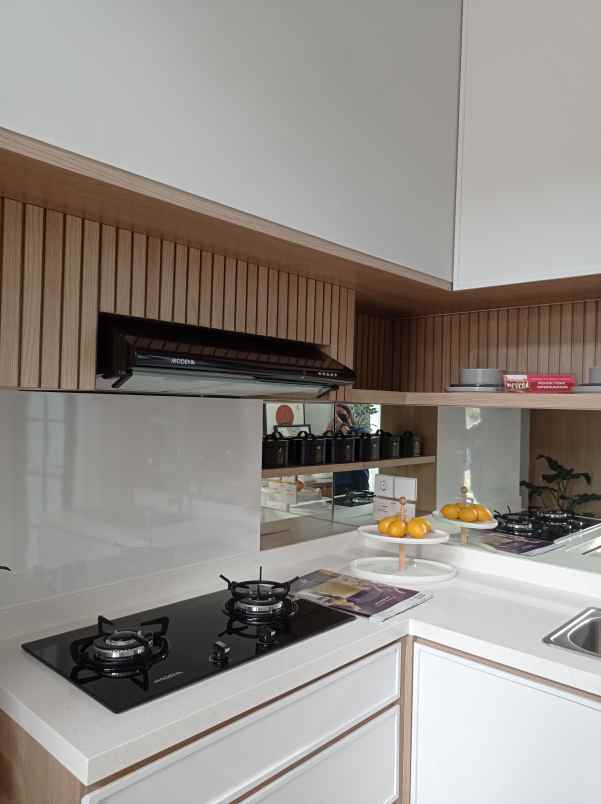 dijual rumah sambiroto