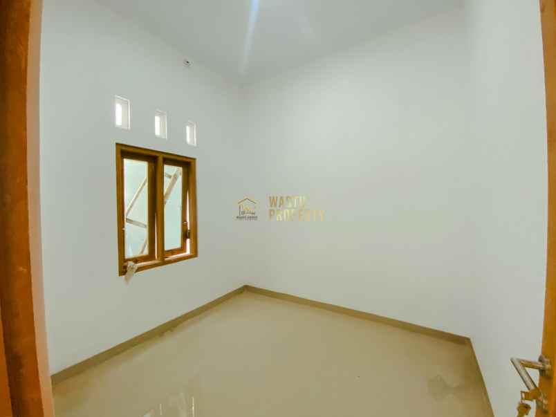 dijual rumah sardonoharjo