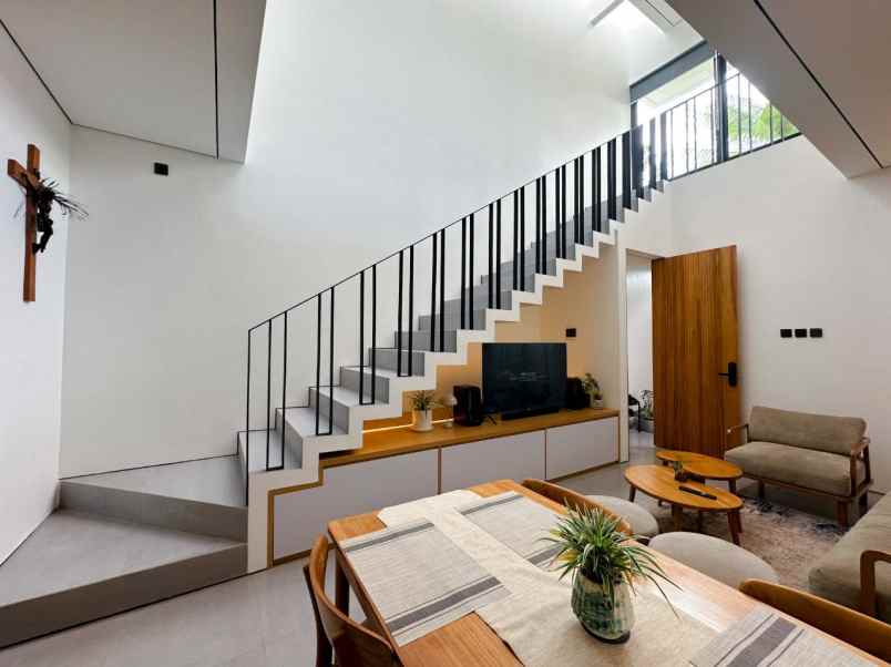 dijual rumah sariharjo kec ngaglik kab