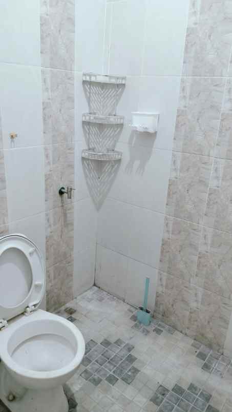 dijual rumah sawangan lama