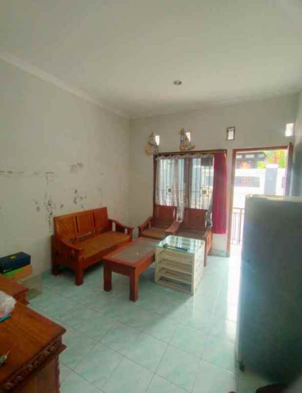 dijual rumah sd model