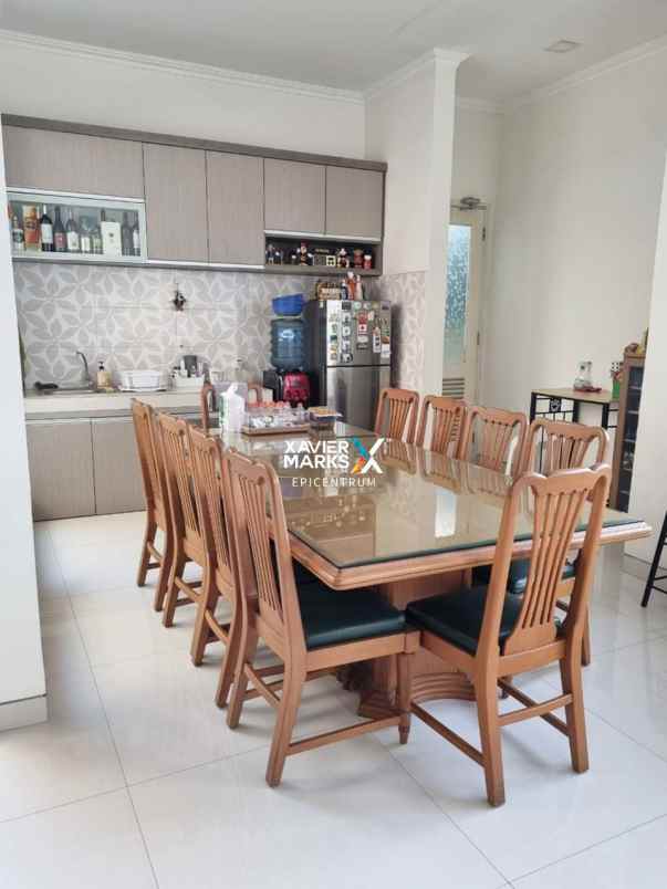 dijual rumah second terawat area kendangsari tenggilis