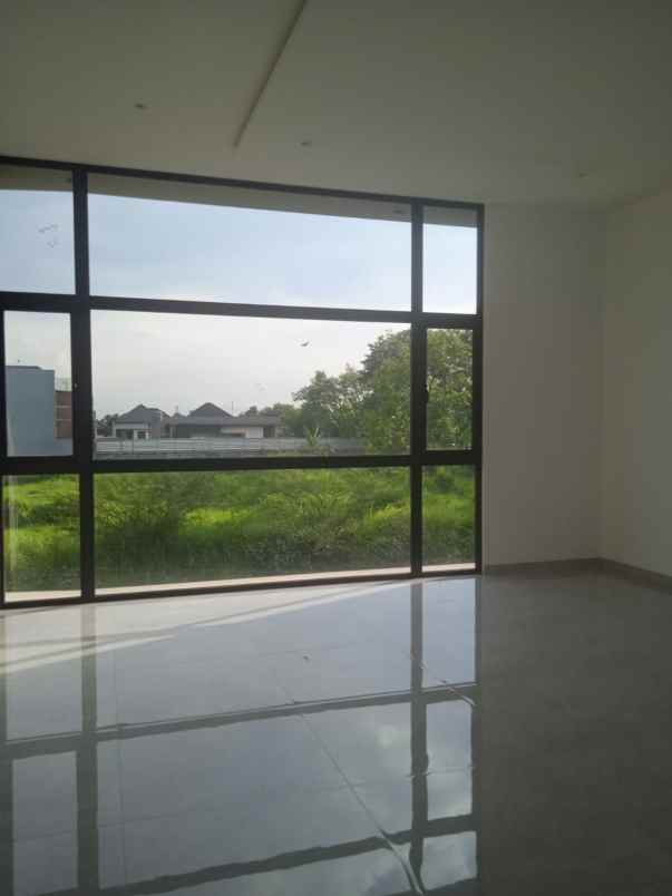 dijual rumah setra duta grande bandung