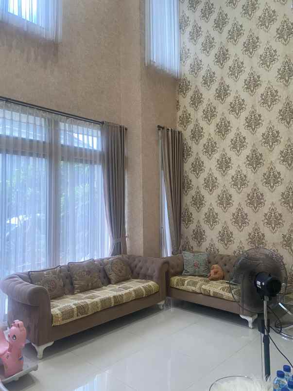dijual rumah siap huni kota wisata cibubur