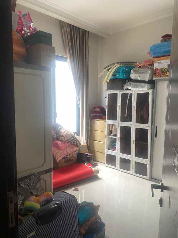 dijual rumah siap huni kota wisata cibubur