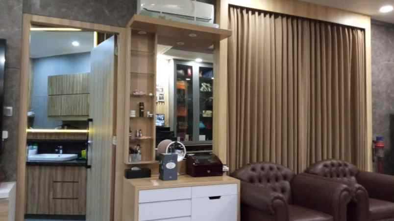 dijual rumah srengseng