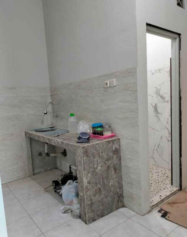 dijual rumah stadion maguwoharjo