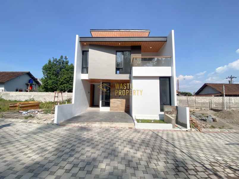 dijual rumah sukoharjo