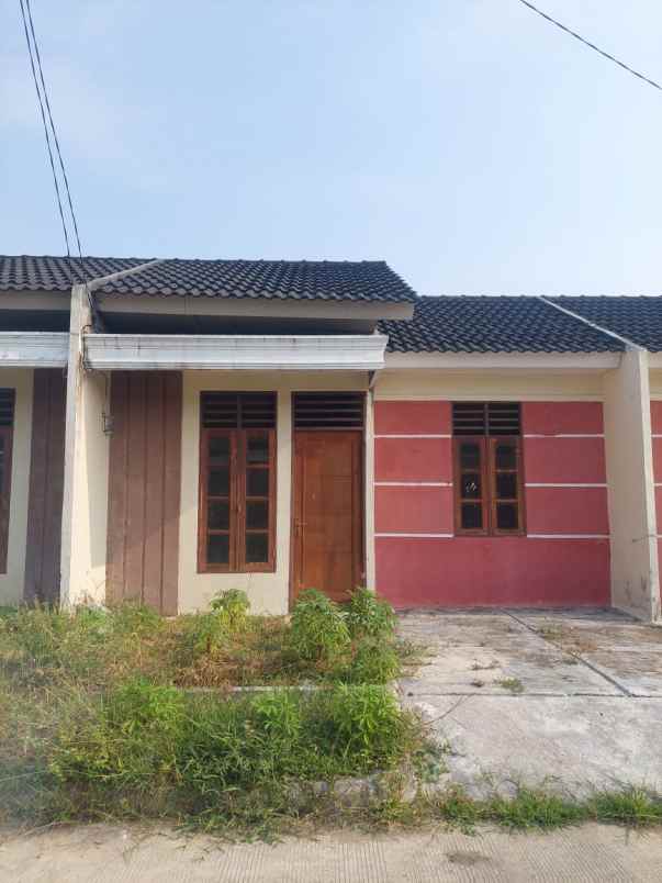 dijual rumah sultana residence