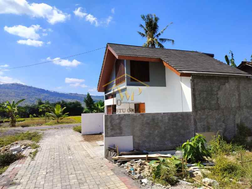 dijual rumah sumberharjo prambanan