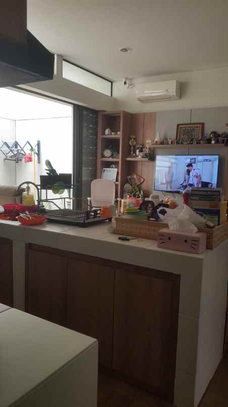 dijual rumah summarecon bandung cluster