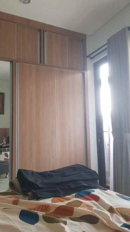 dijual rumah summarecon bandung cluster