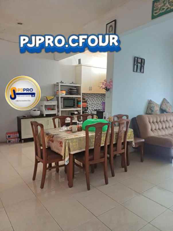 dijual rumah taman harapan baru