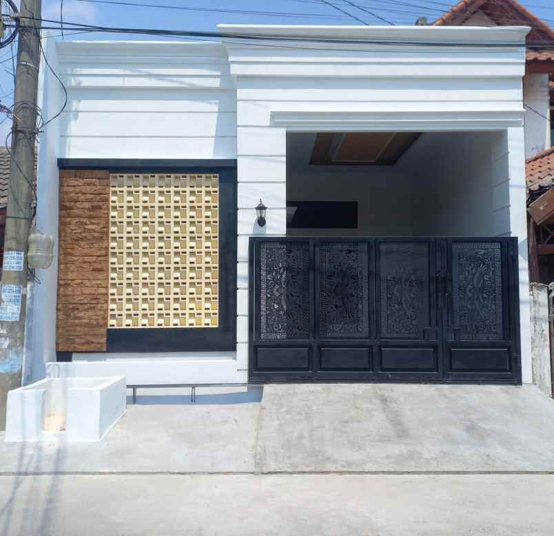 dijual rumah taman kebalen