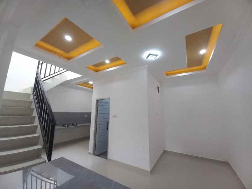 dijual rumah taman kebalen
