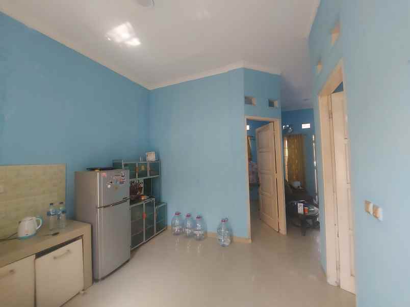 dijual rumah tanah baru townhouse