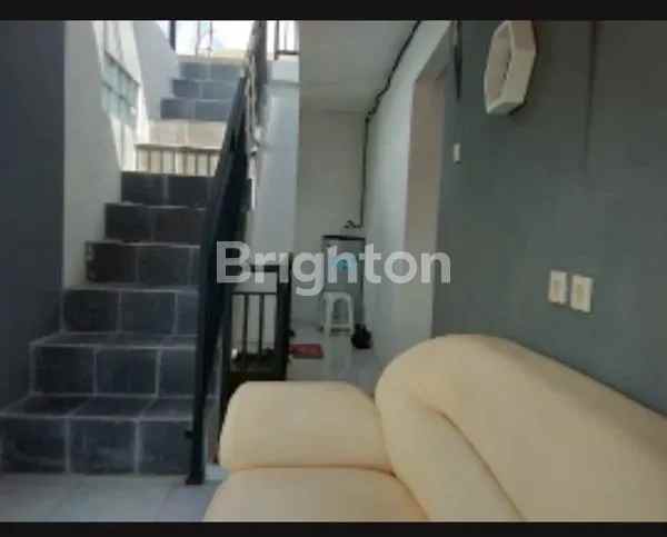 dijual rumah tegal parang mampang