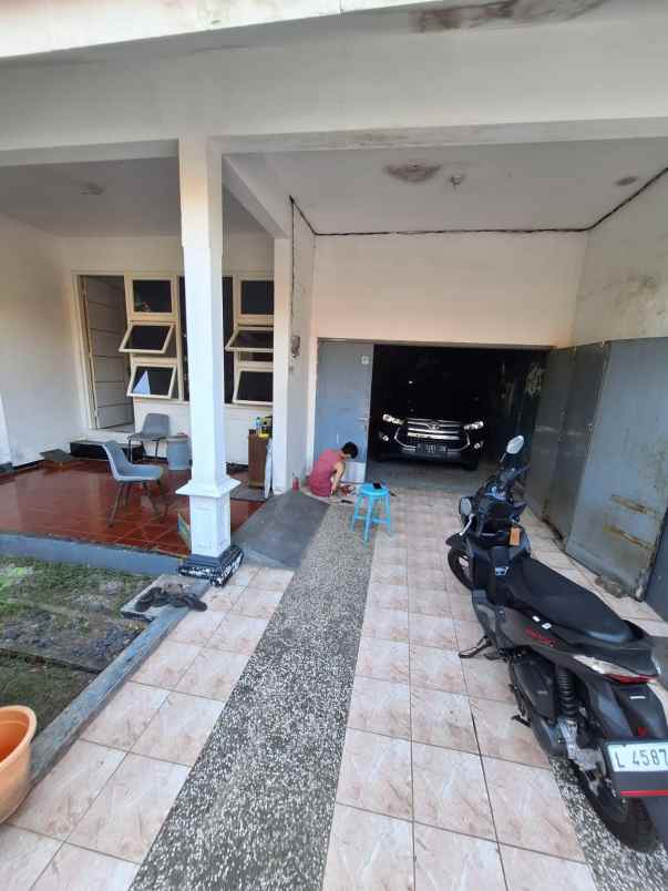 dijual rumah tenggilis kendangsari
