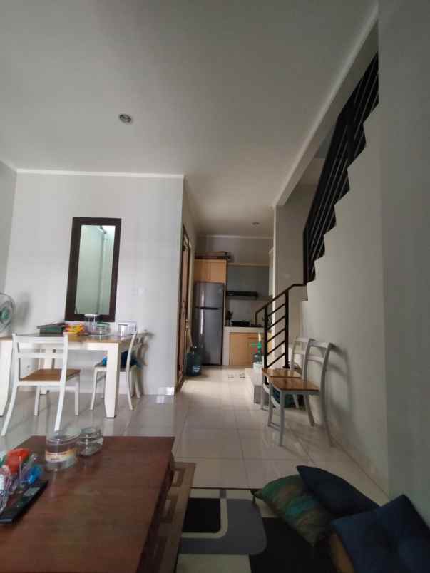 dijual rumah the orchard cluster olive