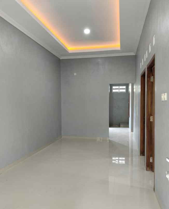 dijual rumah tirtomartani