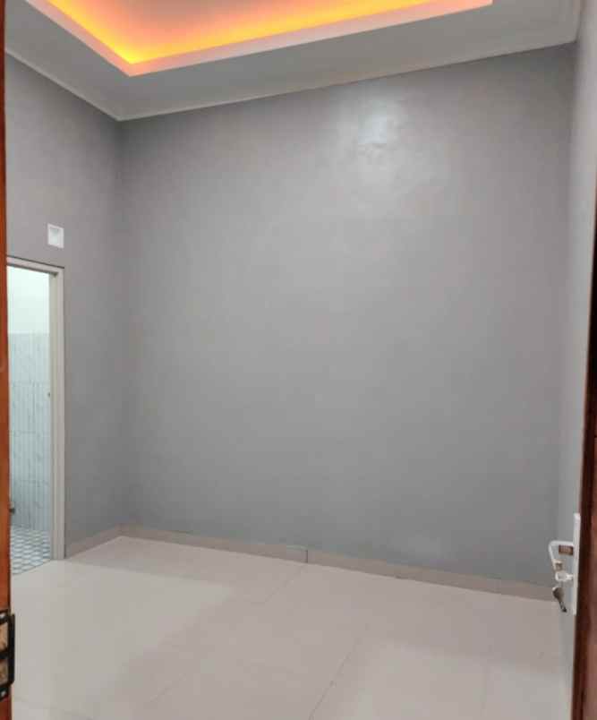 dijual rumah tirtomartani