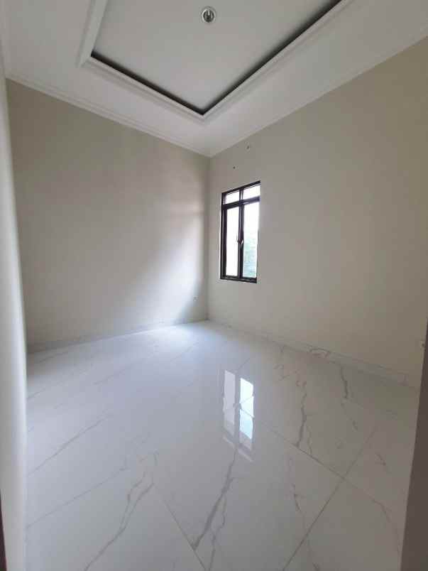 dijual rumah trjap084