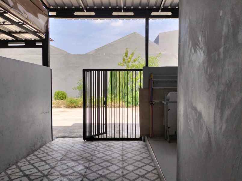 dijual rumah ujung harapan