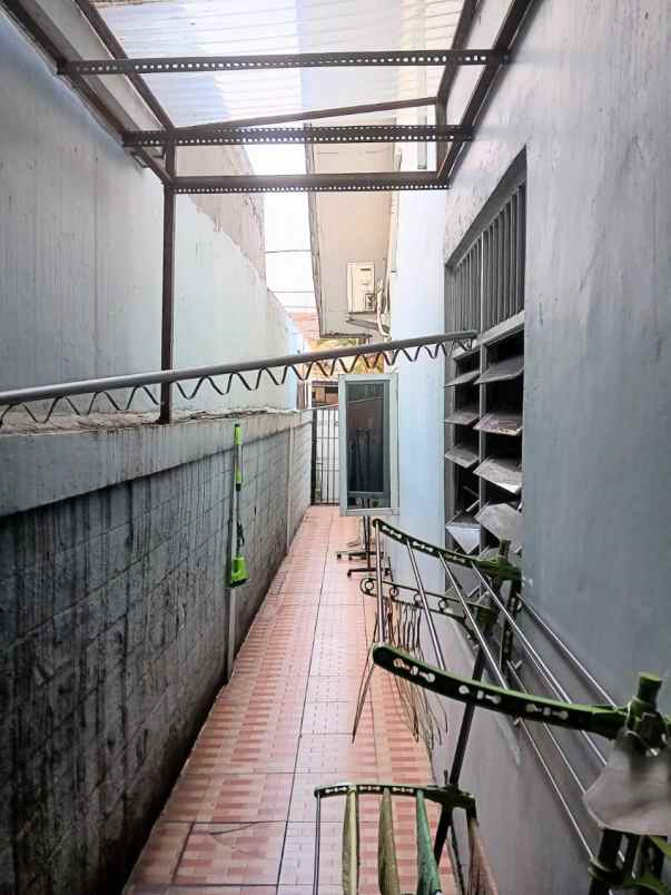 dijual rumah villa bintaro indah