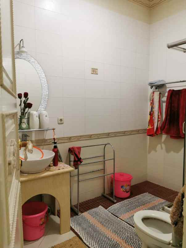 dijual rumah villa gading indah kelapa