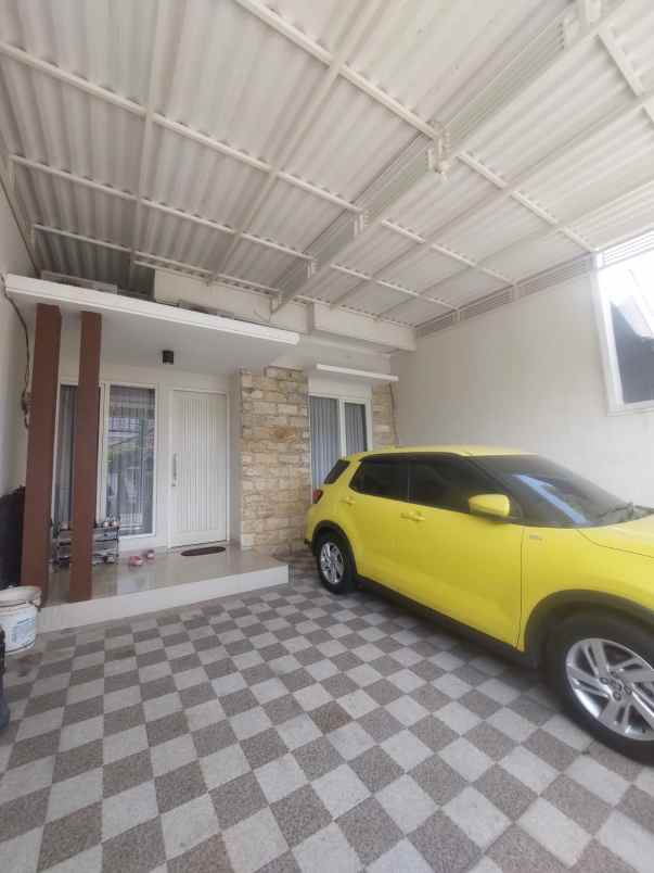 dijual rumah villa kalijudan indah
